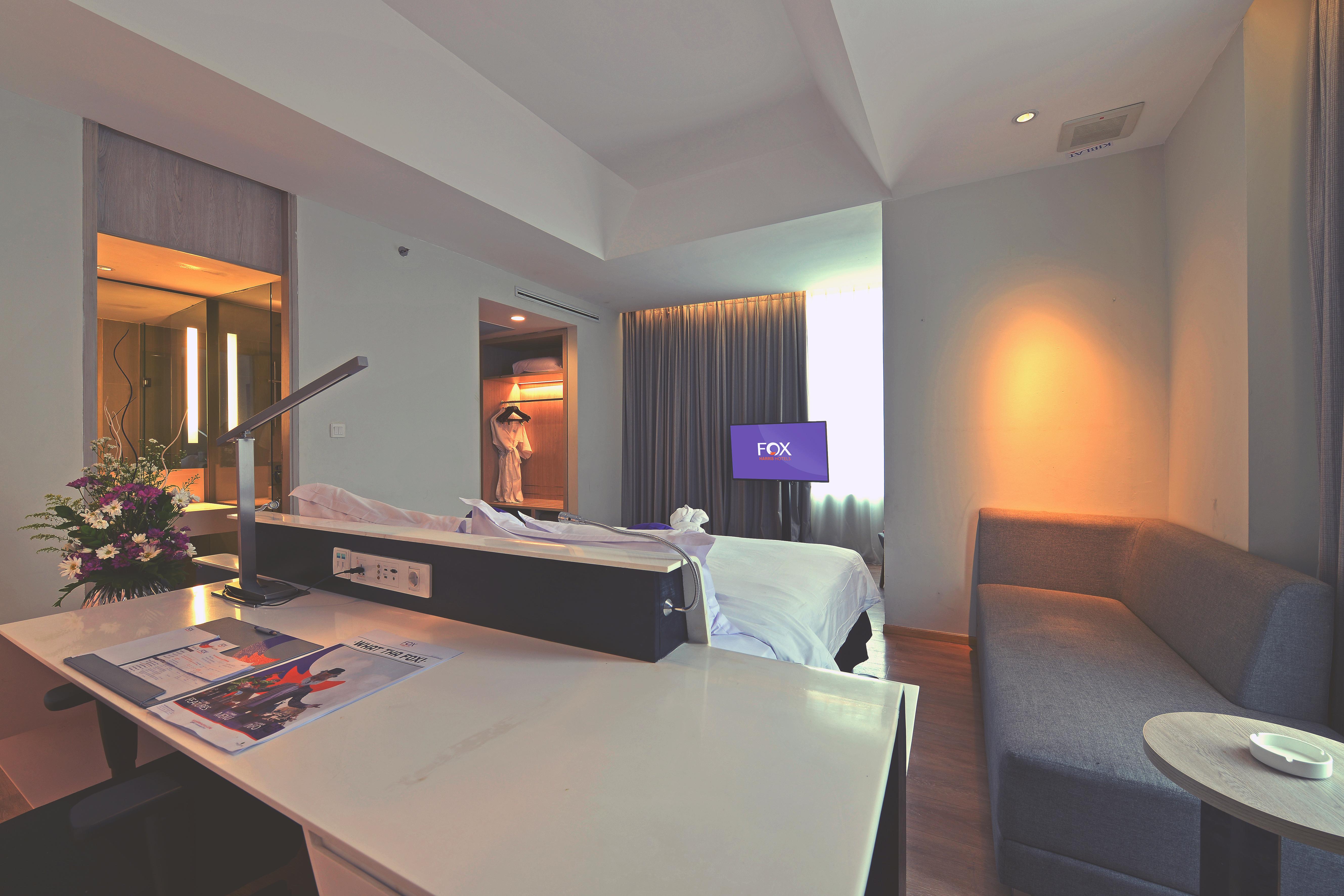Fox Hotel Пеканбару Экстерьер фото