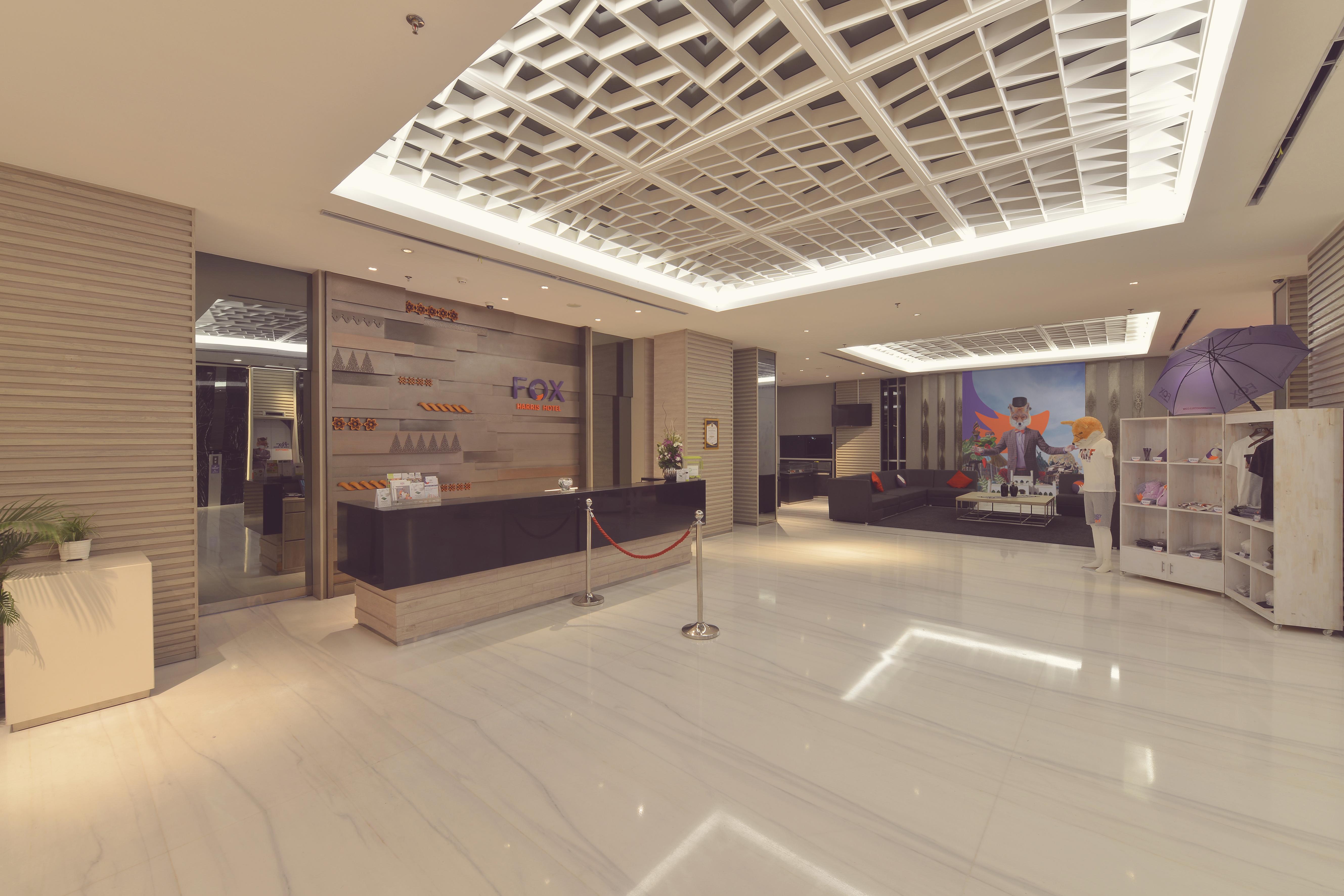 Fox Hotel Пеканбару Экстерьер фото