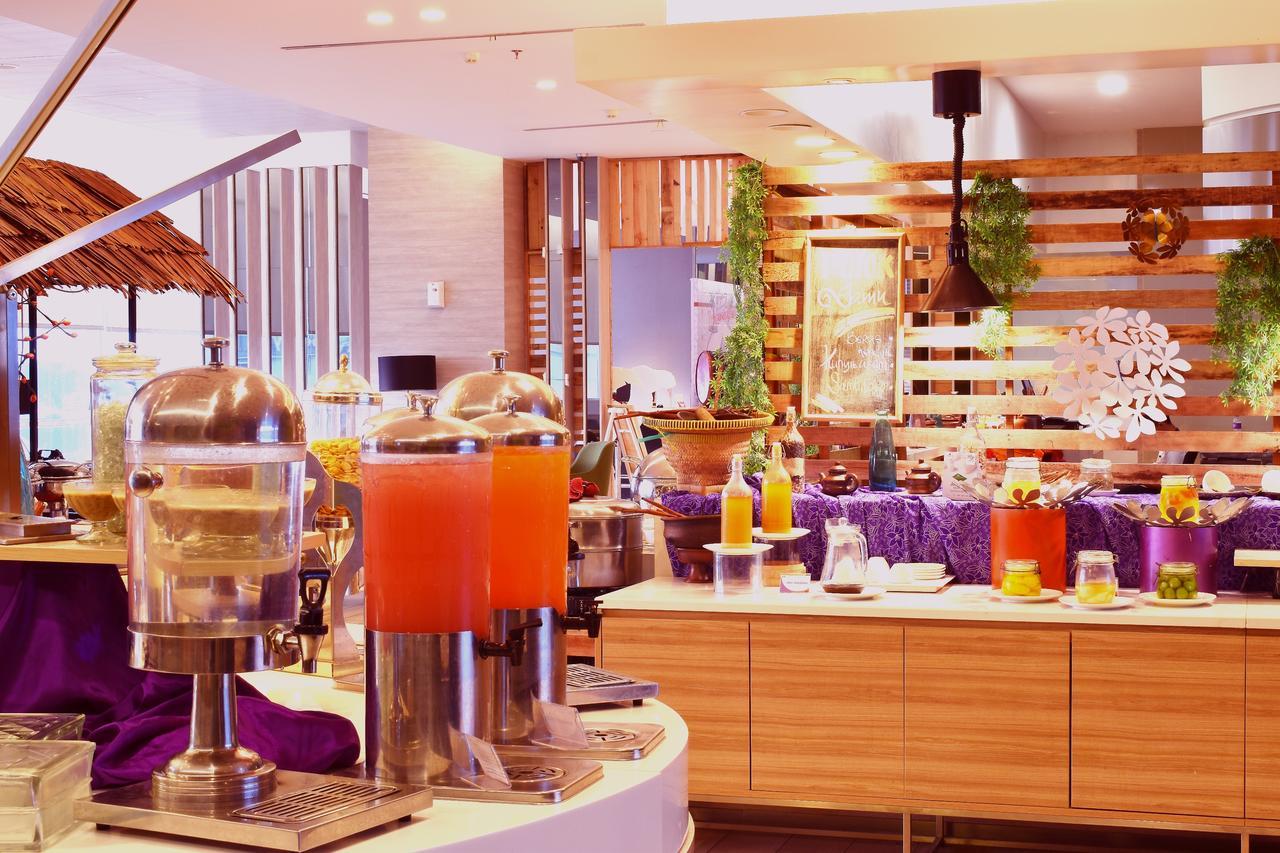 Fox Hotel Пеканбару Экстерьер фото