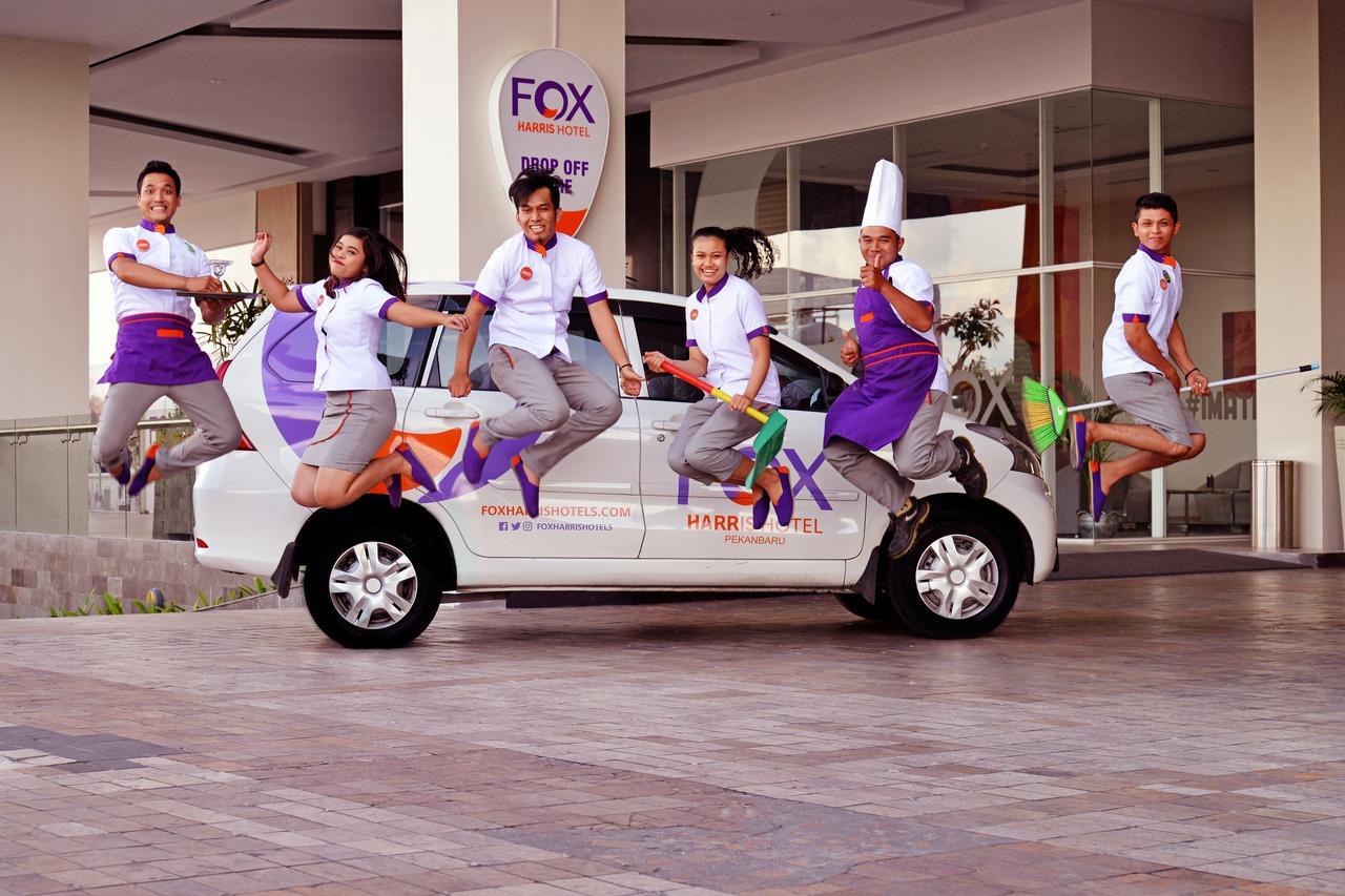 Fox Hotel Пеканбару Экстерьер фото